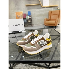 Givenchy Sneakers